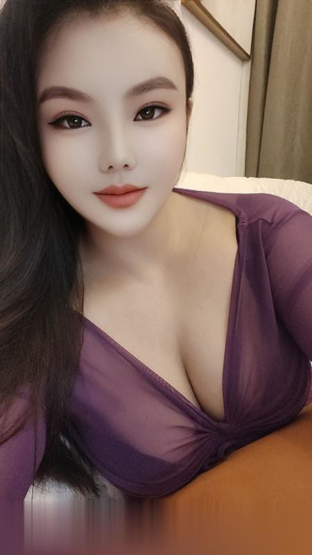 广东-广州蛇吻服务型大奶大臀-1.jpg